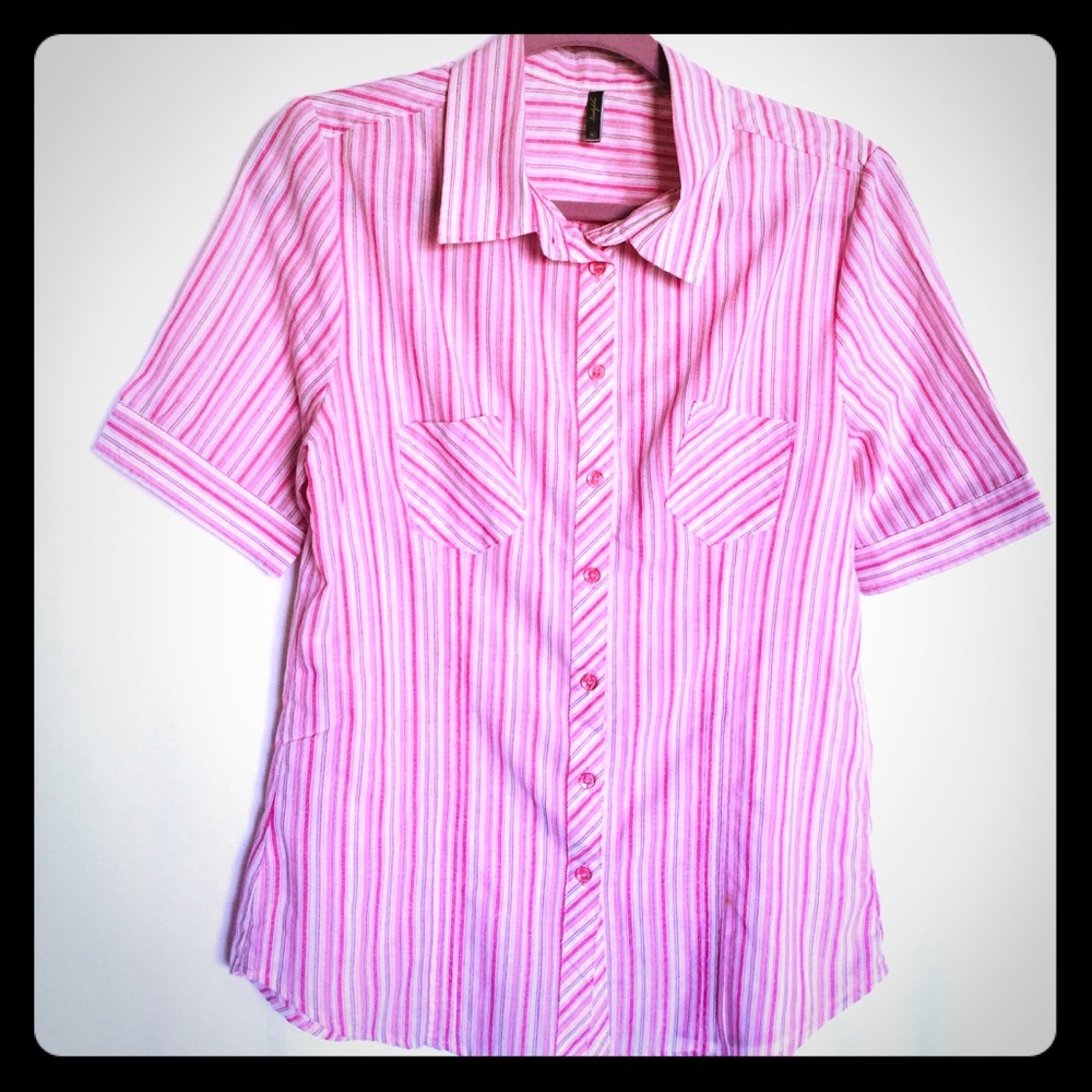 🌸100% Cotton🌸Women’s Pinstripes ButtonDown Shirt
